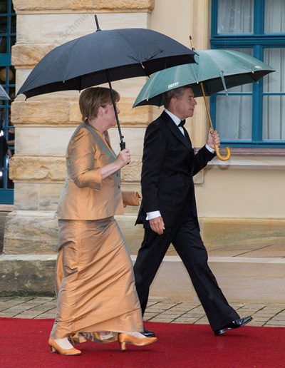 Bundeskanzlerin Angela Merkel und ihr Ehemann Joachim Sauer [Foto: Robert Schmiegelt]